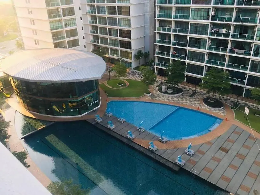 Studio Balcony Lake View Palazio Austin Ikea Aeon By Gdragon Homestay Johor Bahru 0*,  Malaysia