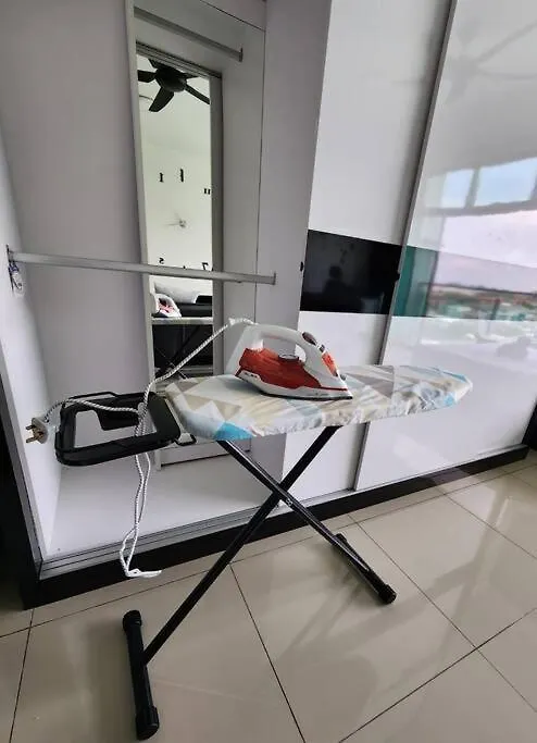 Apartment Studio Balcony Lake View Palazio Austin Ikea Aeon By Gdragon Homestay Johor Bahru